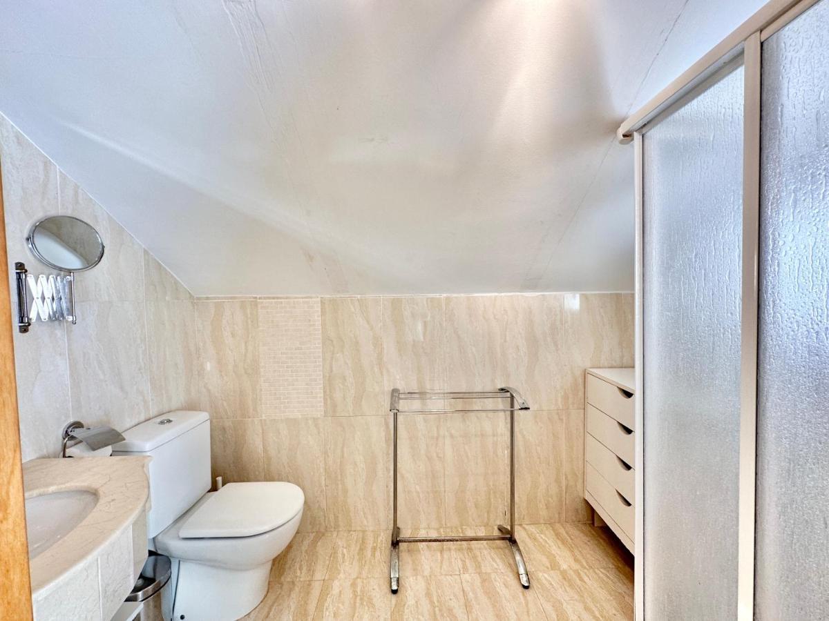 El Arenal Townhouse By The Beach With Swimming Pool - Eaw Homes 마르베야 외부 사진