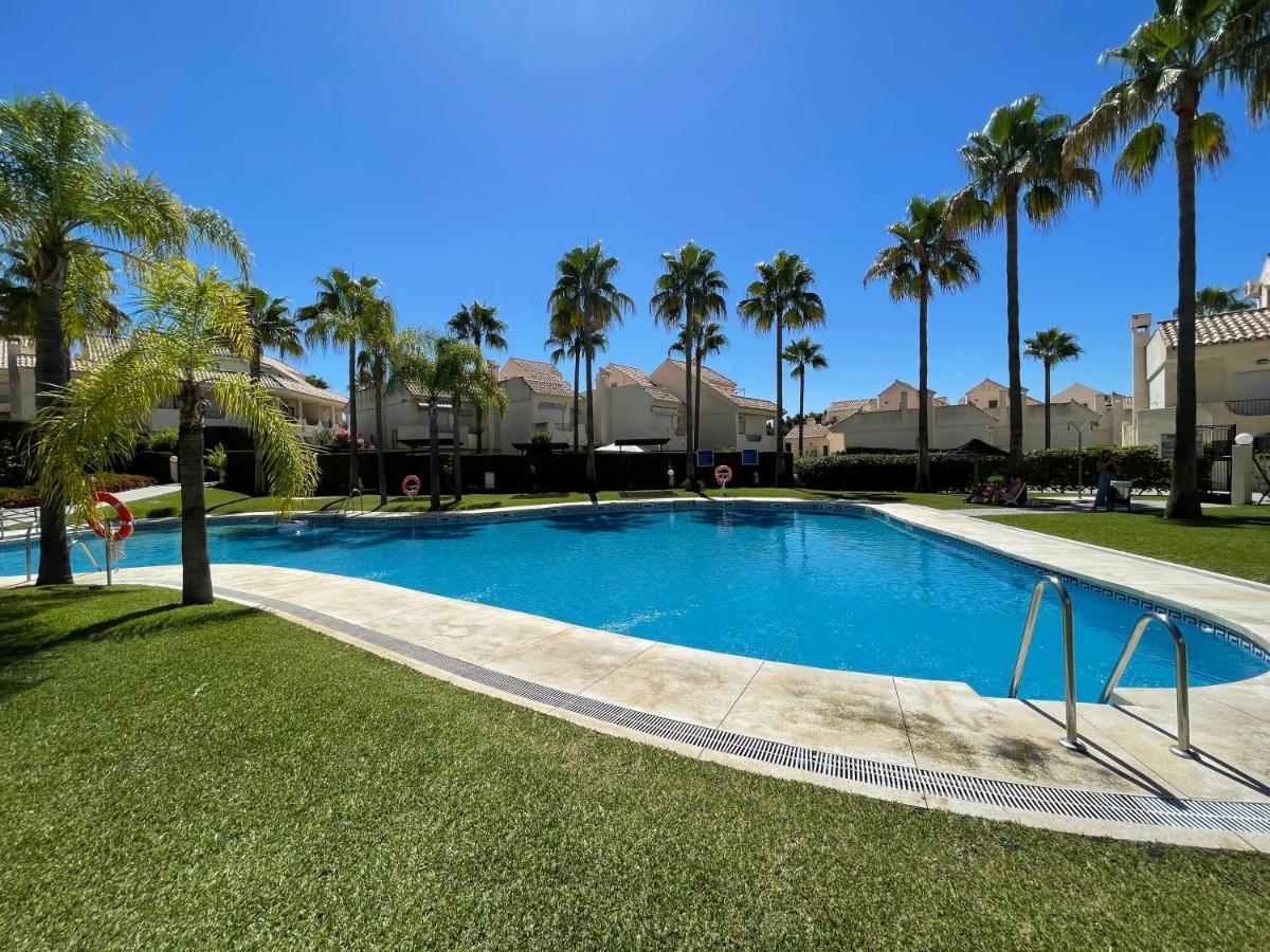 El Arenal Townhouse By The Beach With Swimming Pool - Eaw Homes 마르베야 외부 사진