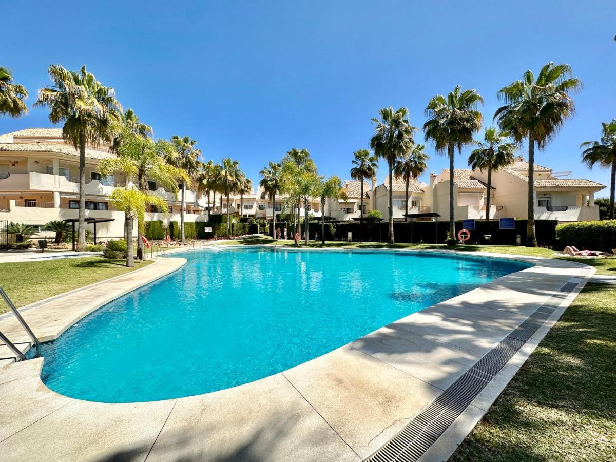 El Arenal Townhouse By The Beach With Swimming Pool - Eaw Homes 마르베야 외부 사진